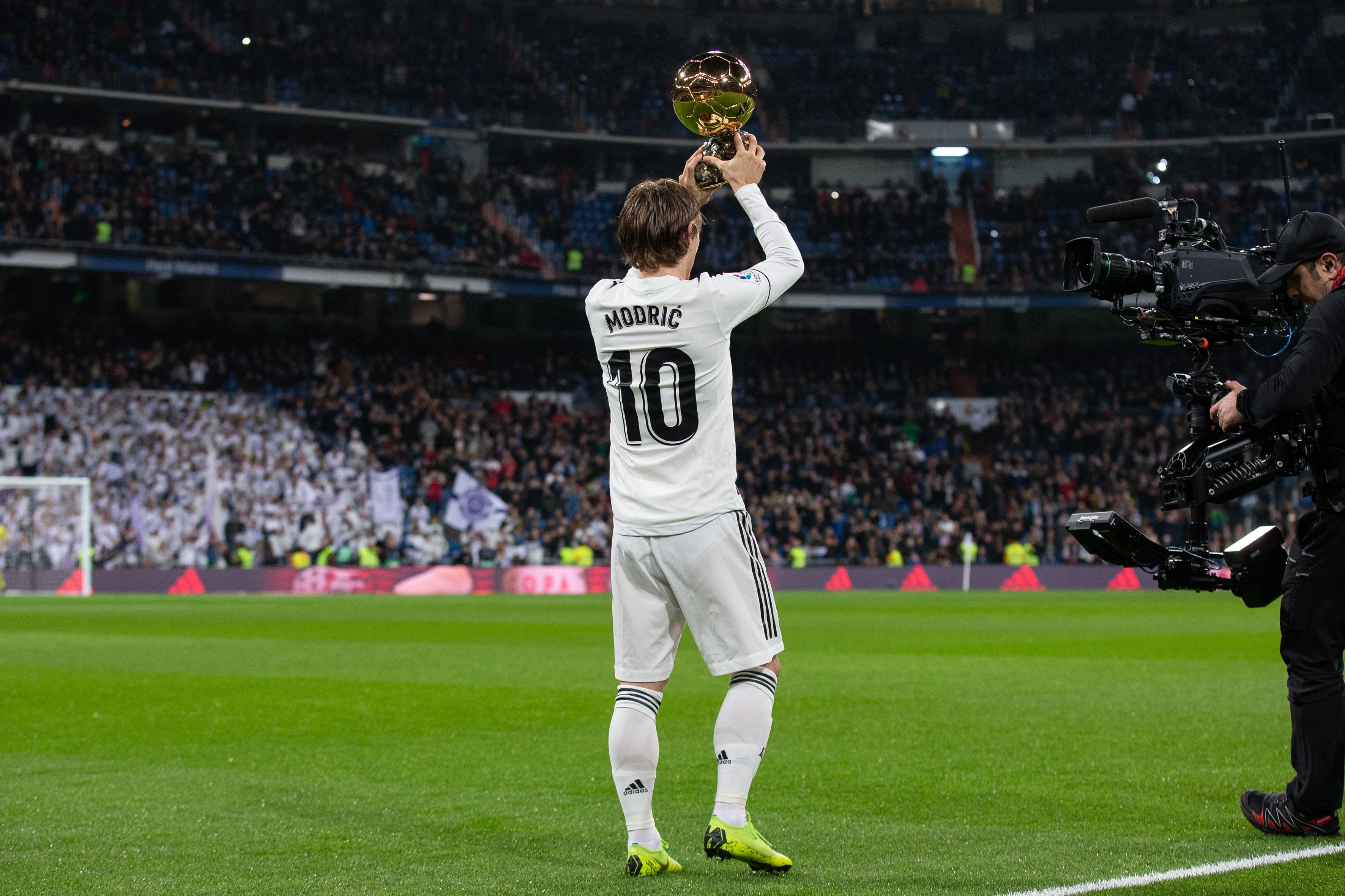 炸金花高手如何控制节奏（资深玩家如何掌控炸金花节奏）